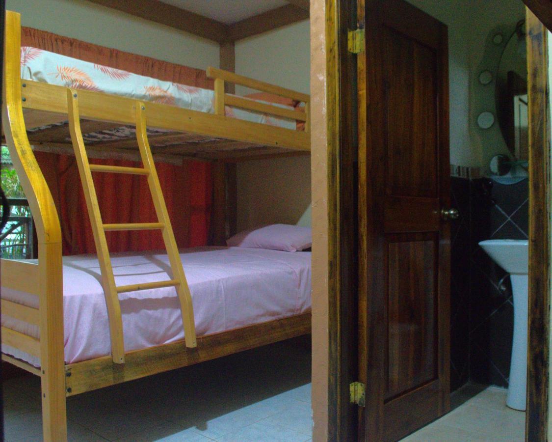 Hostal Tierra Y Mar Montañita Exterior foto