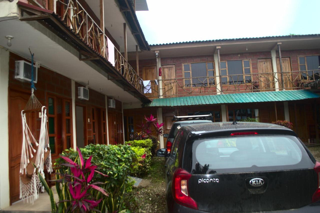 Hostal Tierra Y Mar Montañita Exterior foto